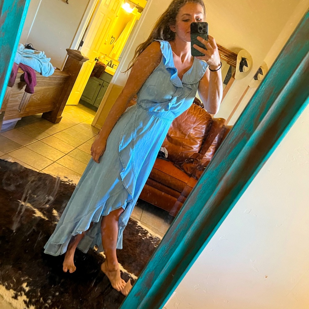 Guess denim dress, zero flaws. Worn to two weddings.